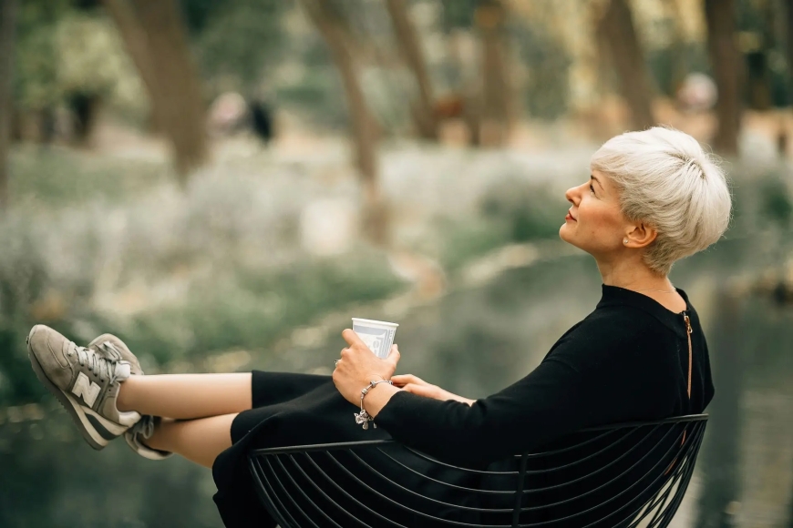The Power of Positive Thinking: 29 Inspirational Quotes to Transform Your Life